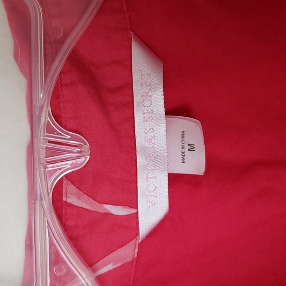 Victoria secret sleep shirt, button down,  Barbie pink, women's size medium - Picture 5 of 8